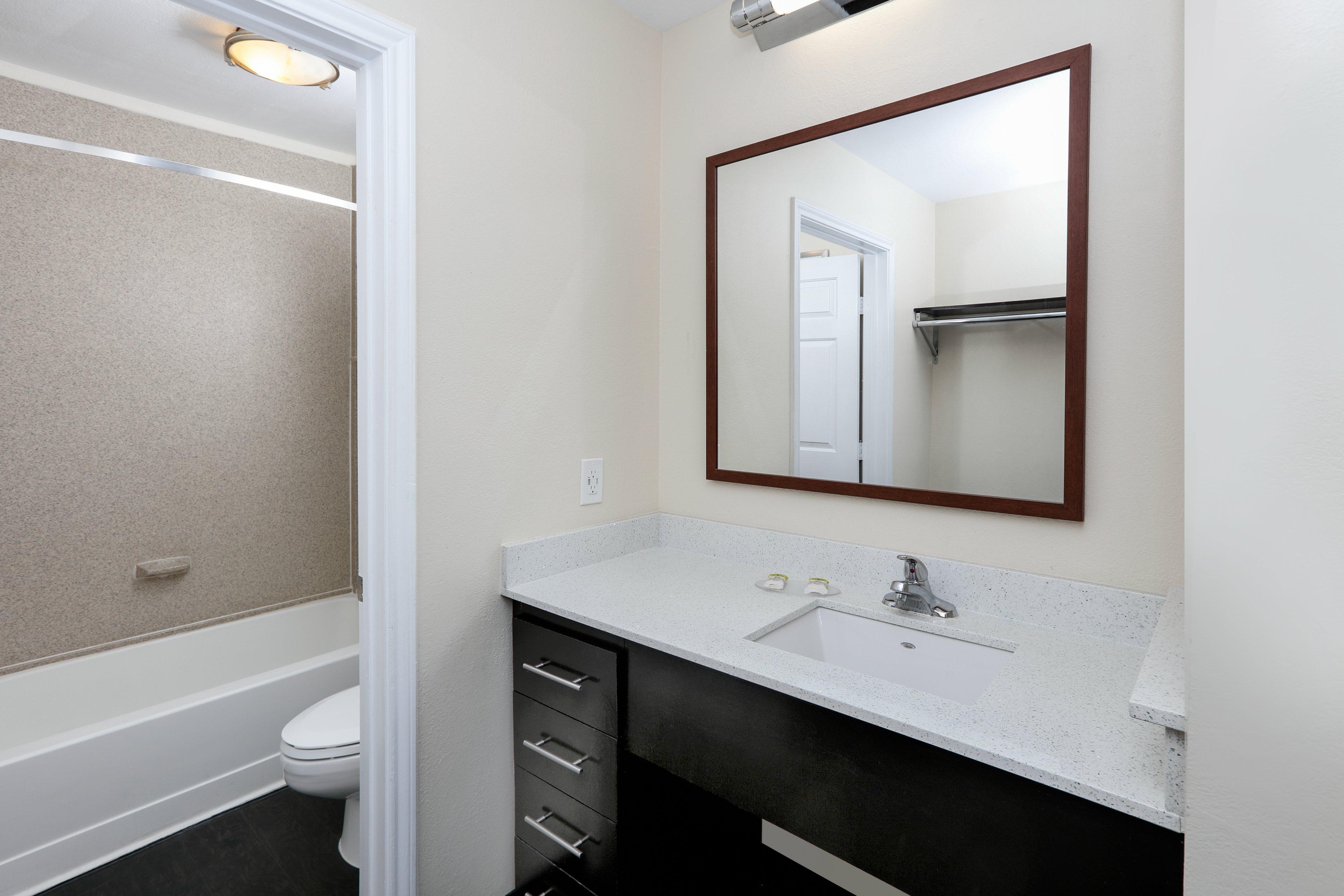 Candlewood Suites Dallas Market Center-Love Field By Ihg Dış mekan fotoğraf