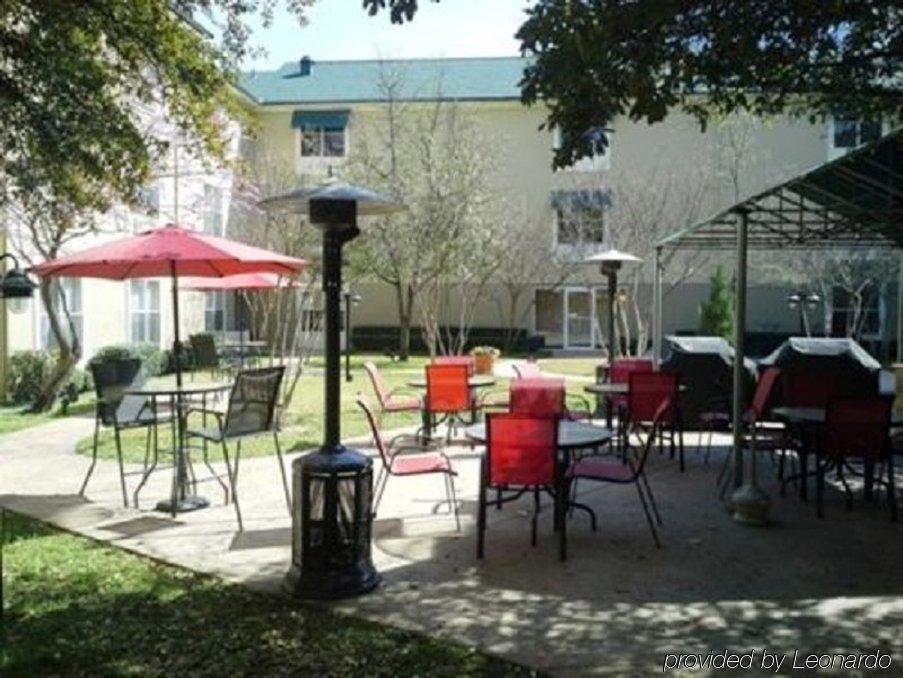 Candlewood Suites Dallas Market Center-Love Field By Ihg Dış mekan fotoğraf