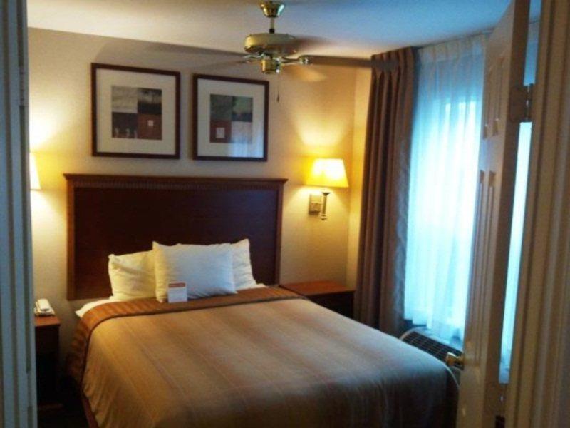 Candlewood Suites Dallas Market Center-Love Field By Ihg Dış mekan fotoğraf