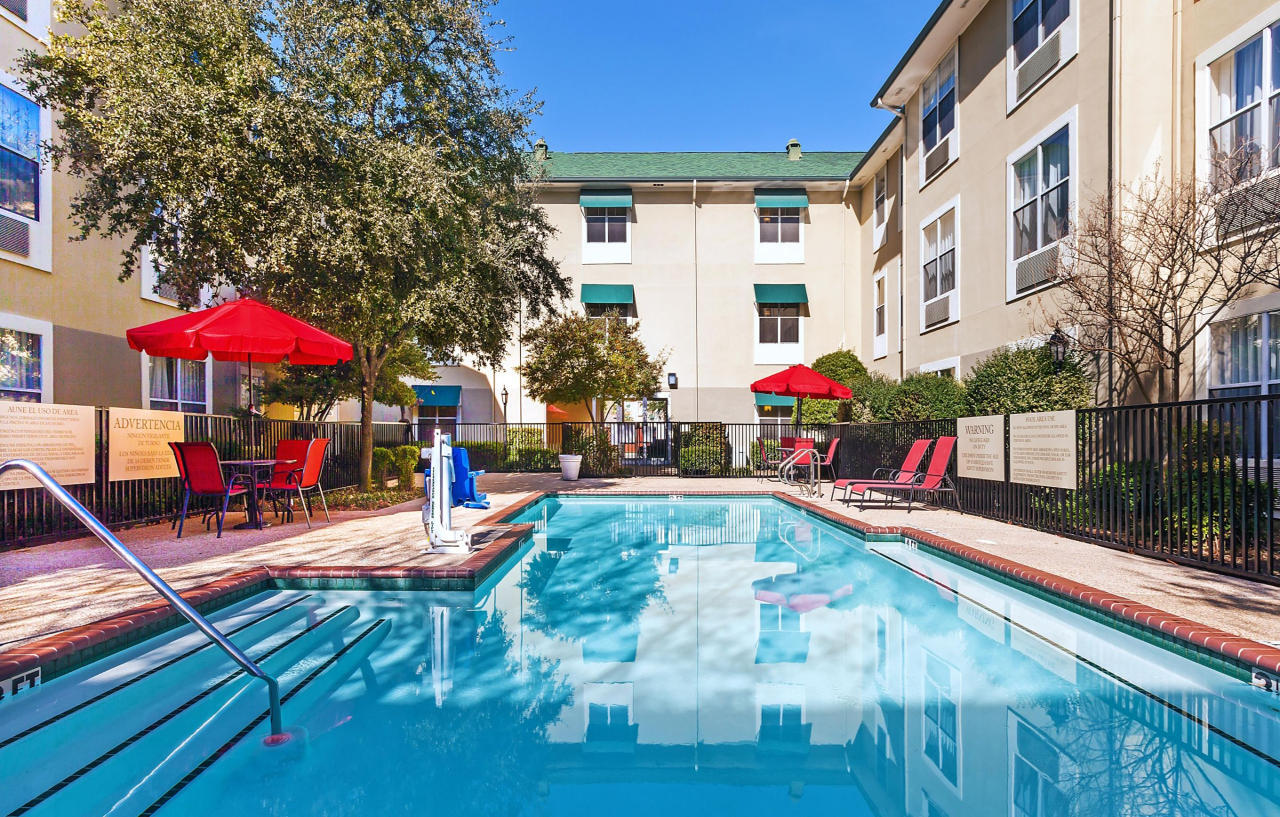 Candlewood Suites Dallas Market Center-Love Field By Ihg Dış mekan fotoğraf